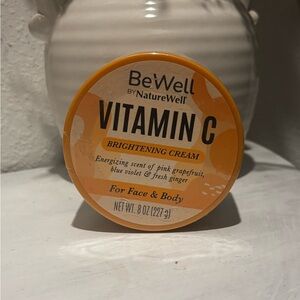 BeWell Vitamin C Brightening Cream